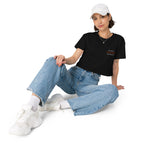 Crop top da donna nero con frase ricamata lato cuore Ho detto 'Ultimo Ballo' tre ore fa, fit moderno per serate latine, brand TLR Social.